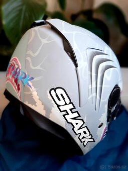 Přilba Shark Spartan Carbon / Replica Lorenzo..  NOVÁ - 10