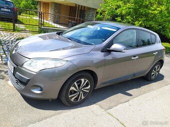 RENAULT MEGANE 3 HB platná STK ŠEDÁ METALÍZA - 10