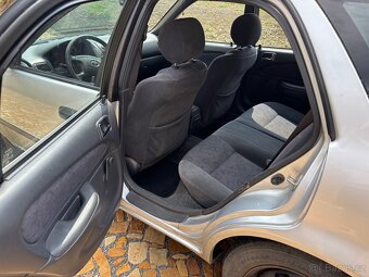2001 Toyota Corolla E11 combi - 10