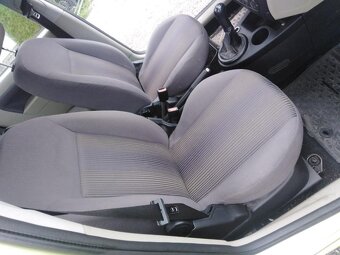 FORD FUSION 1,6i BENZIN 74 KW KLIMATR. TAŽNÝ - 10