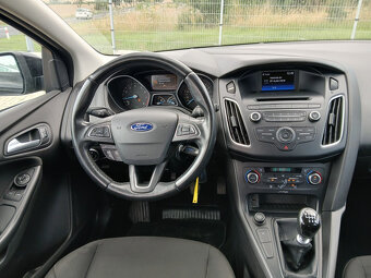 Ford Focus 1,0 Ecoboost - 10