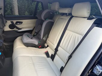 BMW 325i , E91 160 kW touring N52B25A - 10