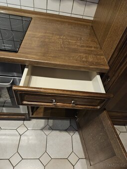 Kuchyňská linka se spotřebiči dovezena z Německa - 10