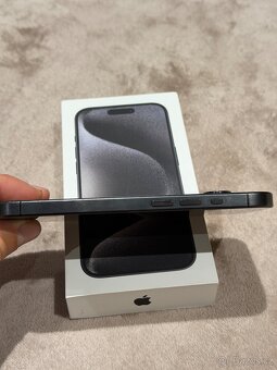 iPHONE 15 Pro BLACK 512 GB - 10