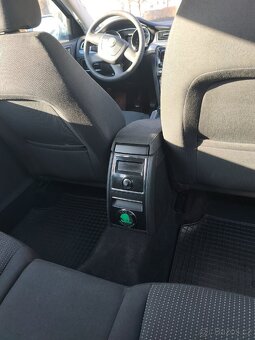 Prodám Škoda Superb - 10