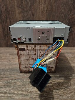 Kenwood KDC-BT520U - 10