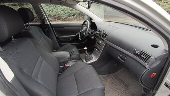 Toyota Avensis kombi T25 2.2D-4D 110 kW - 10
