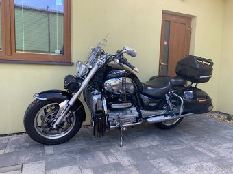Triumph Rocket III - 10