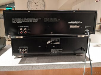 Sony, Akai - 10