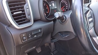KIA Sportage 1.6 CRDi EXCLUSIVE -1.maj-ČR-TZ - 10