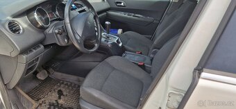 REZERVACE Peugeot 5008 1.6hdi Automat - 10
