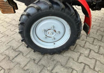 Traktor Belarus 321 - 10