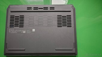 Lenovo LOQ 15IAX9 v záruce + brašna - 10