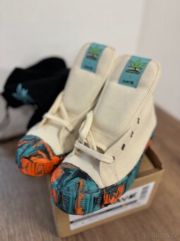 Prodám Boty různý Barvi - 10