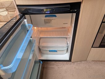 SWIFT STERLING ECCLES 90 RUBY,MOVER,VELKÁ KOUPELNA A POSTEL - 10