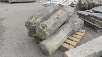 Staré kamenné patníky, žulové patníky, sloupky, 60 ks - 10