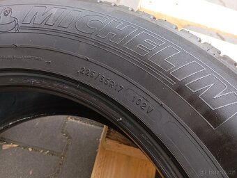 225/65/17 letní pneu michelin - 10