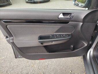 VW GOLF kombi 1.6 TDi 77 kW, r.v.2/2011, najeto 191.950 km - 10