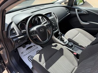 OPEL ASTRA J 1.6 16V 85kW-2010-128.772KM-XENON,AC,VÝHŘEV- - 10