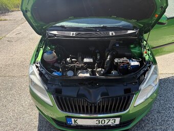 ŠKODA FABIA 2 1.2 TFSi 90kw Málo km - 10