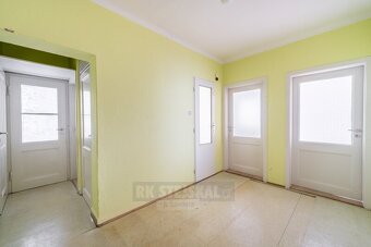 Prodej OV bytu 3+1, 81 m2, byt se zahradou a garáží, Horní B - 10