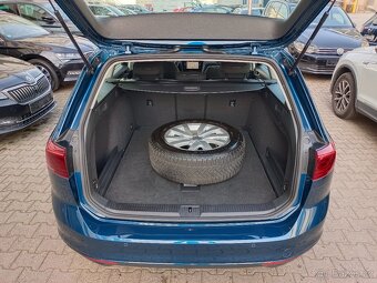 VW Passat B8 Variant 2.0TDI 110kW DSG Matrix ACC ERGO DAB Qi - 10