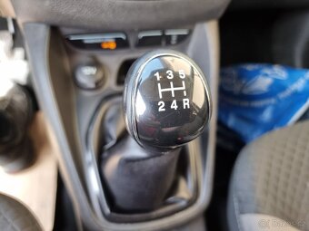 Ford Tourneo Courier - 10