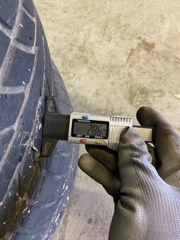 Zimní pneu 205/55 R16 Hankook - 10