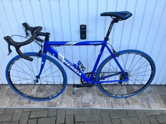 SILNIČNÍ KOLO MERIDA - 10