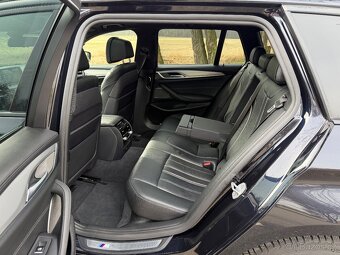 BMW 540d xDrive Touring - 10