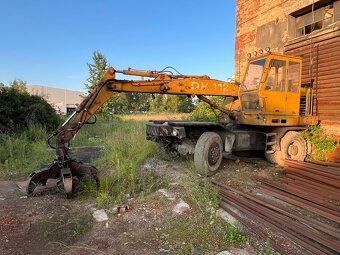 Kolový bagr DH 112 + drapák - 10