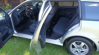 Škoda octavia kombi,1.6MPi,75kw,r.v.2006 - 10
