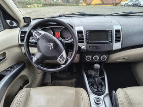 Citroën C-Crosser 2.2 HDI 1.MAJ.ČR 4X4/7MÍST/NAVI/KŮŽE/TAŽNÉ - 10
