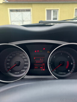 Mitsubishi Outlander 2,0 DI-D 103kw (zamluveno) - 10