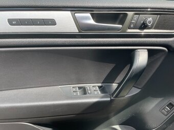 Volkswagen Touareg, 3.0TDi(180 KW) 4x4,AT,navi,bixen - 10