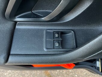 ŠKODA Roomster Ambition 1.2 TSI 63 kW, CZ, serviska - 10