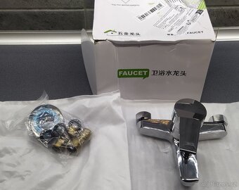 NOVÉ Koupelnové baterie na vanu - více kusů různé barvy - 10
