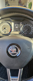 Octavia III Scout Kombi - Motor 2.0TDI 4x4 -TOP STAV- - 10