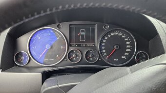 Volkswagen touareg 3.0 - 10