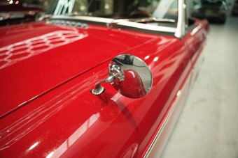 MG B 1.8 z roku 1964 v atraktivní barvě Flame Red - 10