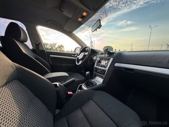 Škoda Octavia 2011 - 10