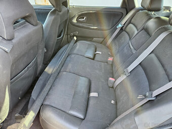 Volvo V40 Combi 1,8i Benzín, 90KW - 10