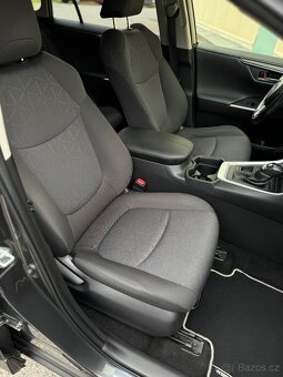 Toyota RAV4 2020 - 10