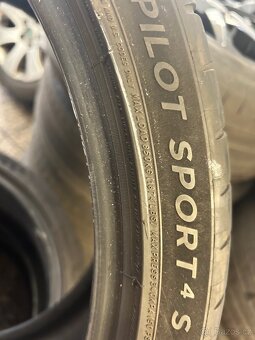 Michelin pilot sport 4S 265/35/21,295/30/21 - 10