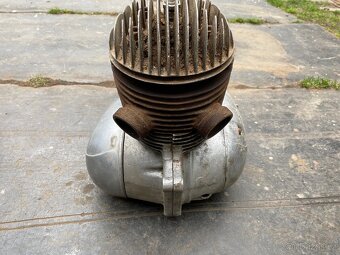 Jawa 250 / 353 Pulbuben - motor - 10