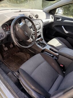 Ford Mondeo - 10