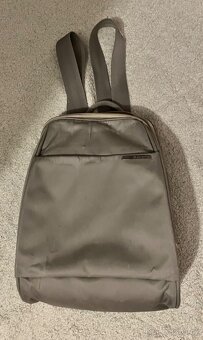 Kabelky Michael Kors Longchamps Tommy Hilfiger 7.000 - 10