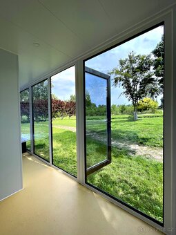 NADSTANDARDNÍ MODULÁRNÍ DOMEK 6M / LUXUSNÍ MOBILNÍ KANCELÁŘ - 10