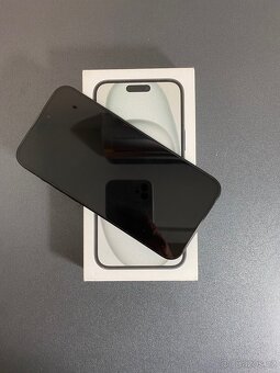 iPhone 15 Plus 128GB černý + záruka - 10
