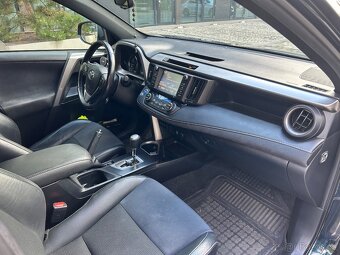 Toyota RAV4 Hybrid - číst celé - 10